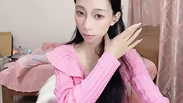 Snapshot of Lili-2 chatting on March 13, 2025, 2:33 pm Lili-2 online show from March 13, 2025, 2:33 pm