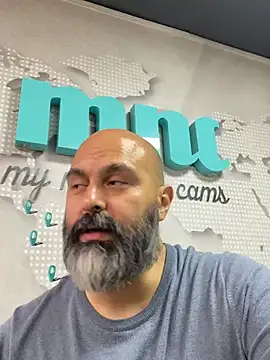 Snapshot of Gabriel_Harmant chatting on June 18, 2026, 4:11 pm Gabriel Harmant online show from June 18, 2026, 4:11 pm