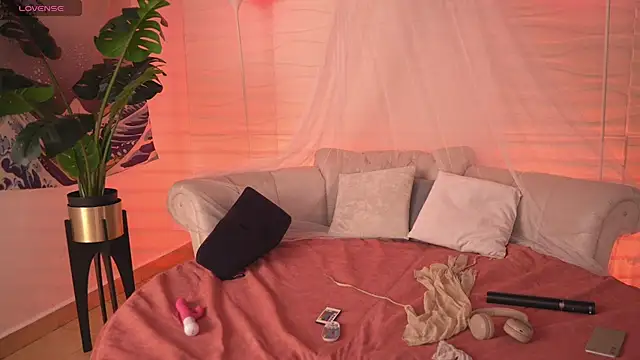 Dear Morgan online show from February 20, 2025, 6:35 pm