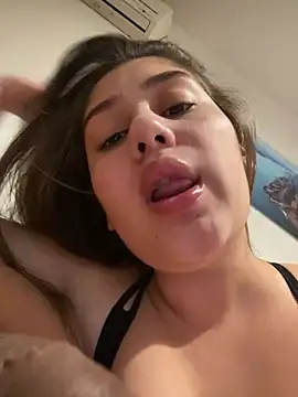 Snapshot of Jaffer_Viviana chatting on December 11, 2024, 9:23 pm Jaffer Viviana online show from December 11, 2024, 9:23 pm