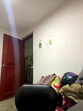 Jestebanano online show from November 3, 2025, 3:41 am