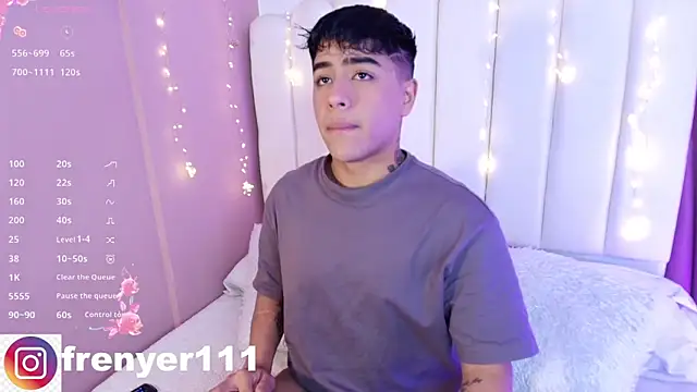 Snapshot of kiing_azahell chatting on March 7, 2025, 9:48 pm kiing azahell online show from March 7, 2025, 9:48 pm