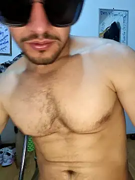 coqueto1210 online show from November 15, 2025, 3:52 pm