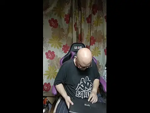 Snapshot of 419hisakun chatting on October 19, 2025, 11:11 am 419hisakun online show from October 19, 2025, 11:11 am