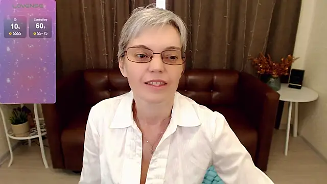 Cutie Erikaa1 online show from February 5, 2025, 5:41 am