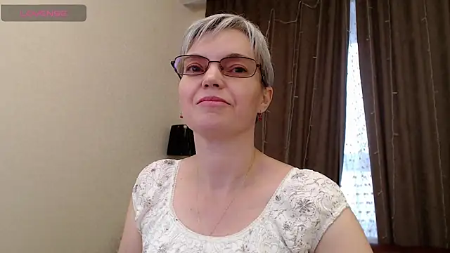 Cutie Erikaa1 online show from March 2, 2025, 5:23 am