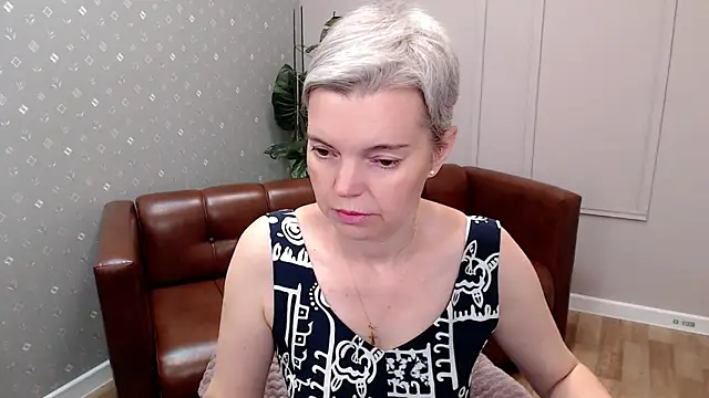 Cutie Erikaa1 online show from February 7, 2026, 2:26 am