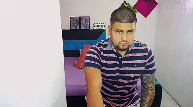 Snapshot of pitbullveryhot chatting on March 9, 2025, 5:11 am pitbullveryhot online show from March 9, 2025, 5:11 am