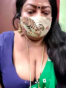 Snapshot of maniisha chatting on December 22, 2024, 2:39 am maniisha online show from December 22, 2024, 2:39 am