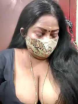 Snapshot of maniisha chatting on January 19, 2025, 9:23 pm maniisha online show from January 19, 2025, 9:23 pm