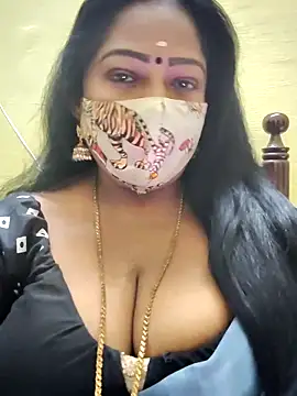 Snapshot of maniisha chatting on October 3, 2025, 7:00 pm maniisha online show from October 3, 2025, 7:00 pm