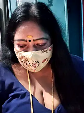 Snapshot of maniisha chatting on February 6, 2026, 7:39 pm maniisha online show from February 6, 2026, 7:39 pm