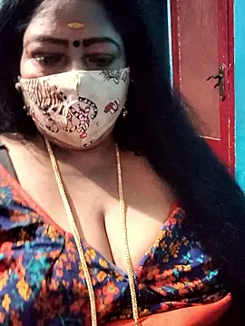 Snapshot of maniisha chatting on February 7, 2026, 8:45 pm maniisha online show from February 7, 2026, 8:45 pm