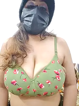 XXHOTSEX69 online show from February 12, 2025, 12:12 pm