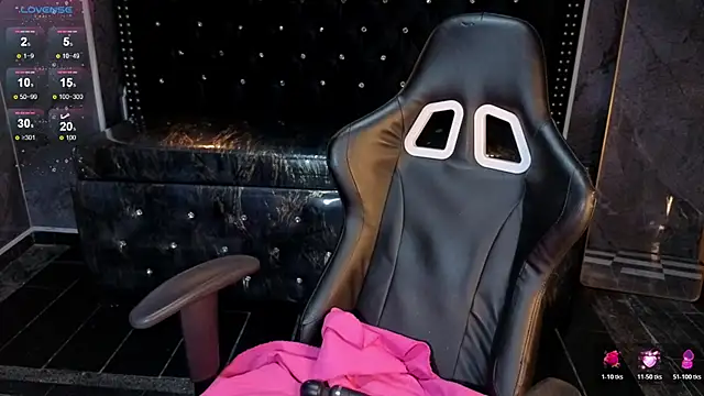 Kitty fox b online show from April 6, 2026, 1:01 pm