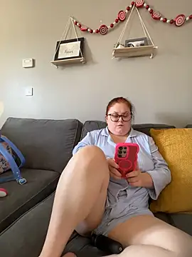 Tallulah-mae-xoxox online show from September 12, 2025, 10:37 am