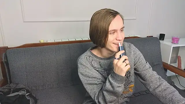 nikompell online show from January 7, 2025, 1:38 am