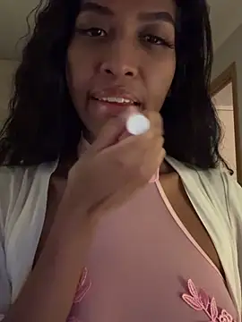 Snapshot of IamCrystal2 chatting on December 23, 2024, 8:03 pm IamCrystal2 online show from December 23, 2024, 8:03 pm