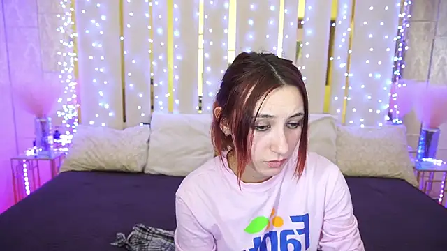 Roxy Rayy online show from March 9, 2025, 7:05 pm