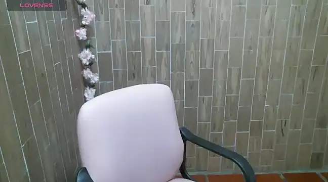 Snapshot of solyeria chatting on December 12, 2024, 6:21 pm solyeria online show from December 12, 2024, 6:21 pm