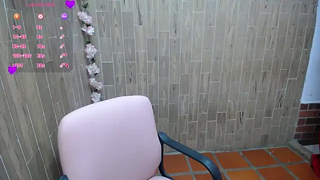 Snapshot of solyeria chatting on September 10, 2025, 1:05 am solyeria online show from September 10, 2025, 1:05 am