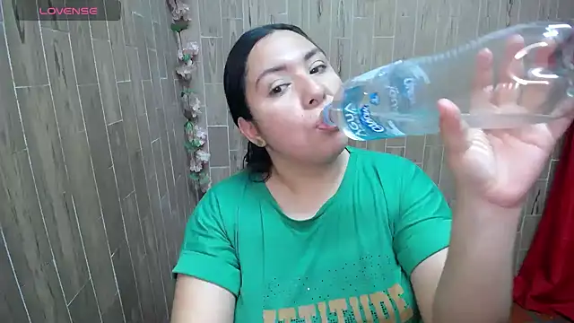 Snapshot of solyeria chatting on September 27, 2025, 1:10 am solyeria online show from September 27, 2025, 1:10 am