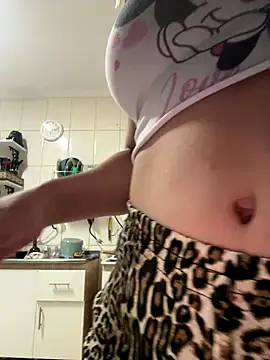 Snapshot of Bia_sexynovaes chatting on December 23, 2025, 9:07 am Bia sexynovaes online show from December 23, 2025, 9:07 am