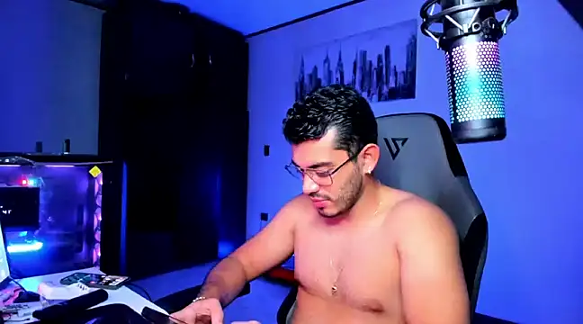 BrunoD31 online show from February 19, 2025, 3:06 am