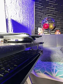 missycanoo online show from February 25, 2025, 2:03 am