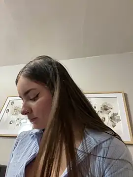 imlindapink online show from January 21, 2025, 6:12 pm