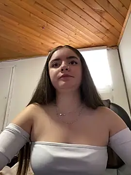 imlindapink online show from March 14, 2025, 4:30 pm