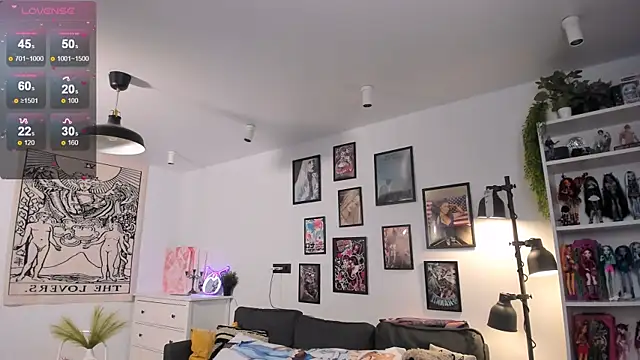 Snapshot of dani_murrr chatting on February 28, 2026, 7:04 pm dani murrr online show from February 28, 2026, 7:04 pm