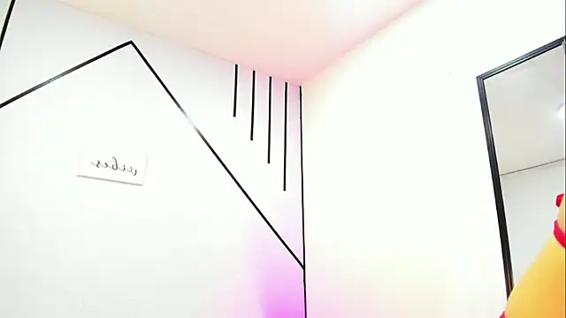 LisaWhite  online show from November 10, 2025, 12:48 pm