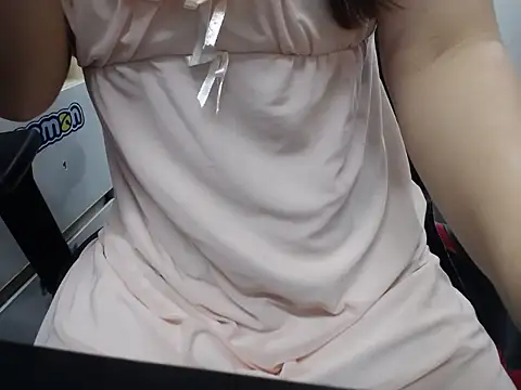 Hotqueensex online show from October 2, 2025, 10:17 pm