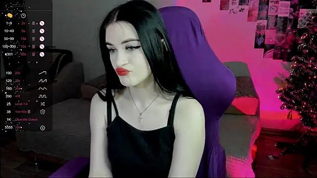 Snapshot of Molly_Crystall chatting on January 15, 2025, 2:38 am Molly Crystall online show from January 15, 2025, 2:38 am