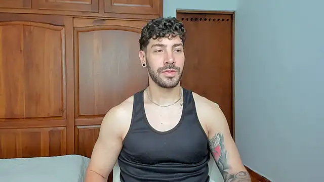 Guyinthemountain online show from May 4, 2026, 2:57 pm