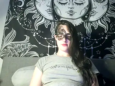 Snapshot of LexiSnowUK chatting on February 9, 2025, 9:06 pm LexiSnowUK online show from February 9, 2025, 9:06 pm