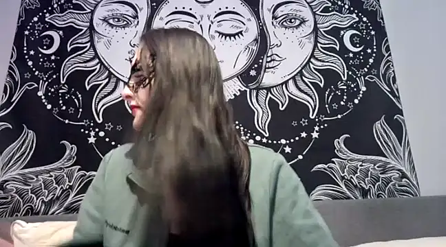 Snapshot of LexiSnowUK chatting on February 26, 2025, 9:42 am LexiSnowUK online show from February 26, 2025, 9:42 am