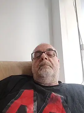 Satiro Sevilla online show from March 22, 2026, 4:32 pm