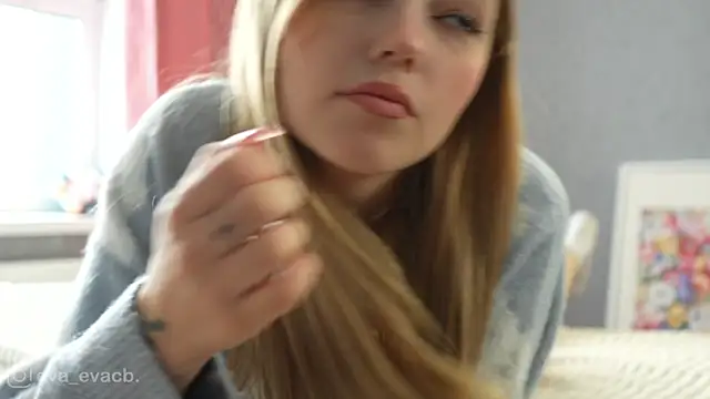 Snapshot of norakisses chatting on March 6, 2025, 9:58 am norakisses online show from March 6, 2025, 9:58 am