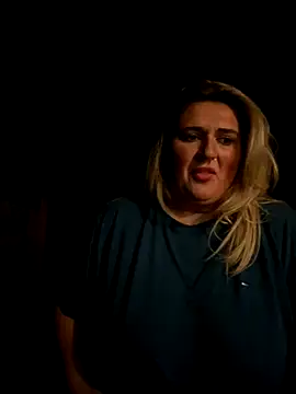 Snapshot of mimiprincessxoox chatting on October 18, 2025, 12:02 am mimiprincessxoox online show from October 18, 2025, 12:02 am