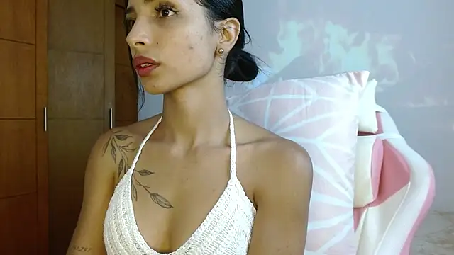 Snapshot of AnnitaSerna_ chatting on March 14, 2025, 7:26 am AnnitaSerna online show from March 14, 2025, 7:26 am