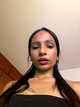 Snapshot of AnnitaSerna_ chatting on November 4, 2025, 2:16 pm AnnitaSerna online show from November 4, 2025, 2:16 pm