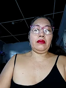 anniecoopeer online show from February 13, 2025, 11:39 am