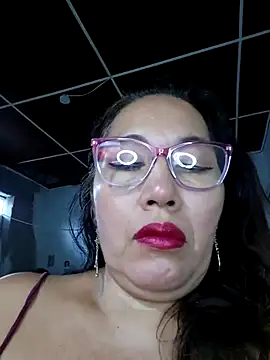 anniecoopeer online show from March 3, 2025, 10:31 pm