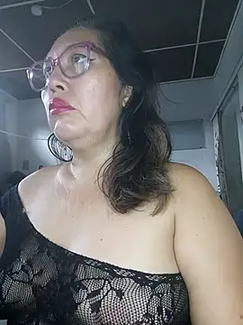 anniecoopeer online show from March 5, 2025, 8:53 pm