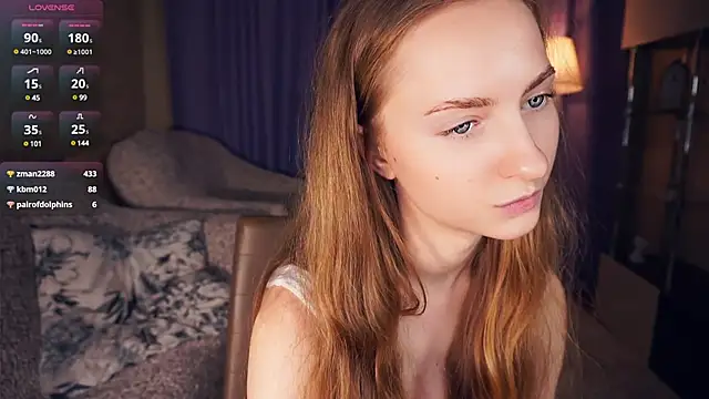 Snapshot of EsmaCarll chatting on January 12, 2025, 2:24 am EsmaCarll online show from January 12, 2025, 2:24 am