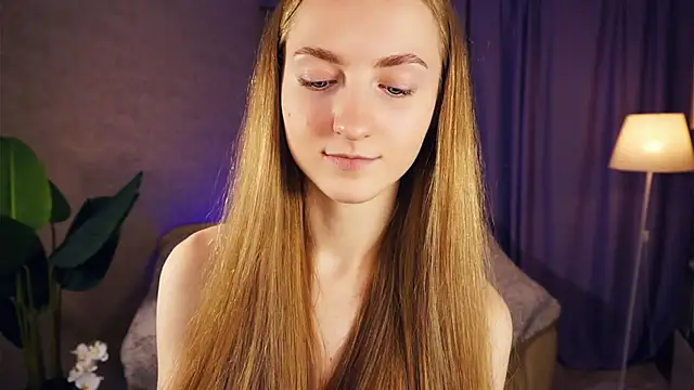 Snapshot of EsmaCarll chatting on January 25, 2025, 11:54 pm EsmaCarll online show from January 25, 2025, 11:54 pm