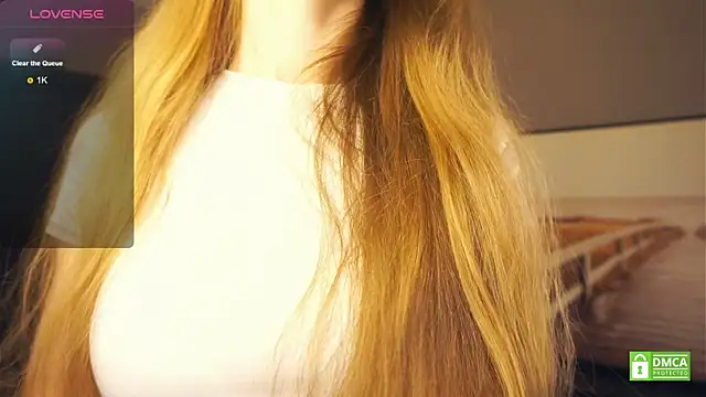 Snapshot of EsmaCarll chatting on September 14, 2025, 8:19 pm EsmaCarll online show from September 14, 2025, 8:19 pm