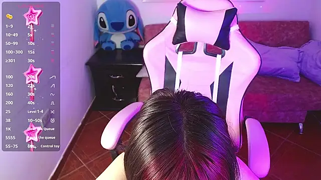 evie cloud online show from December 11, 2024, 3:24 am